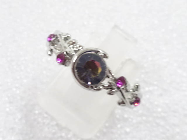 JAPANESE KIMONO / ANTIQUE COLORED STONE RING (SIZE 20)